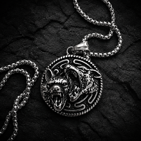 Vowryn Packbound Twin Wolves Necklace