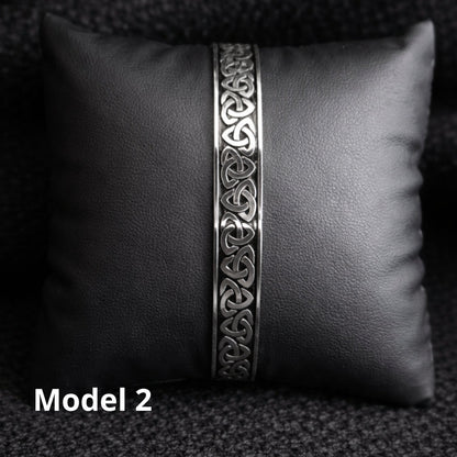 Vowryn Infinity Knot Titanium Cuff