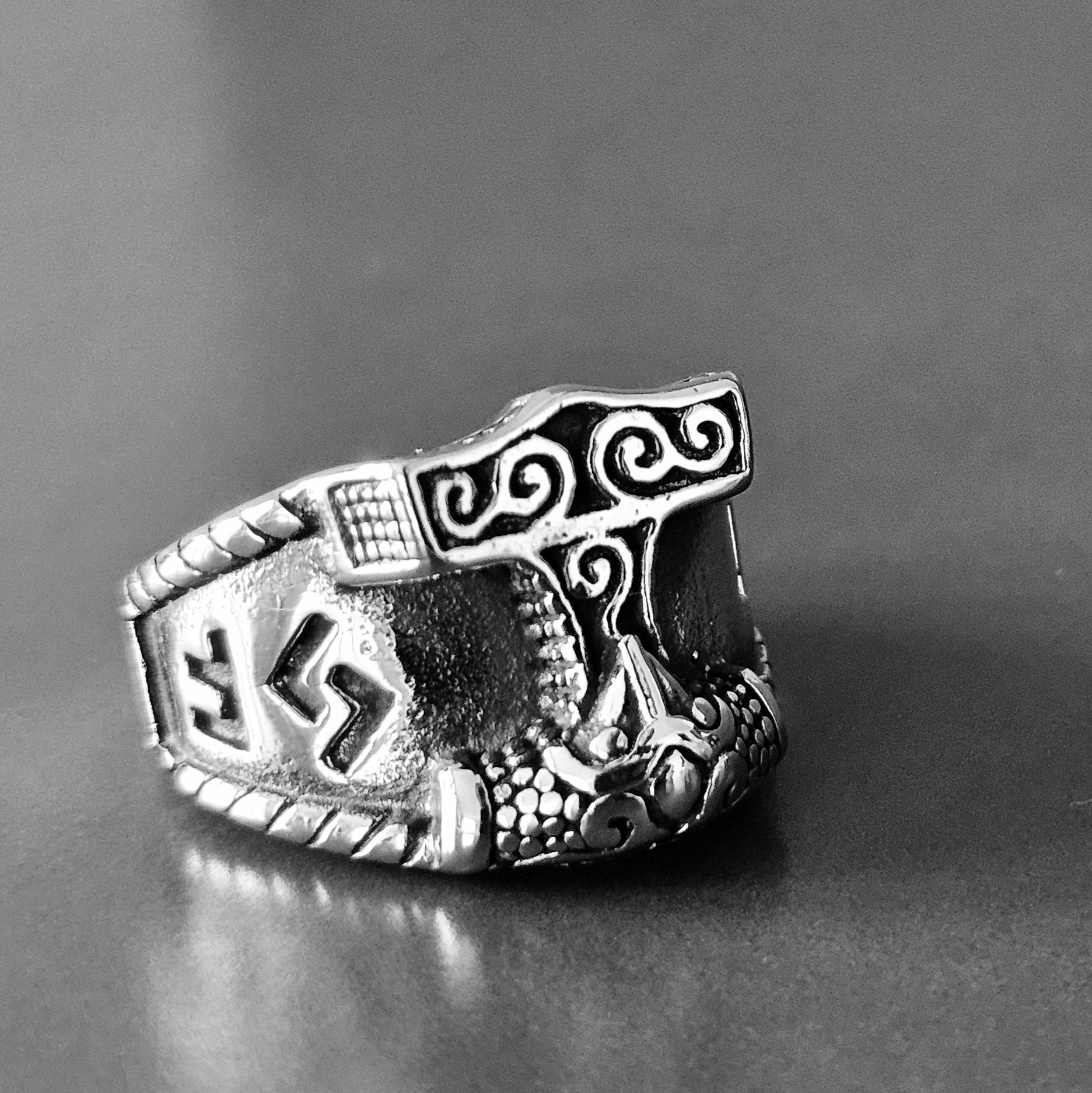 Vowryn Ironform Geometric Ring
