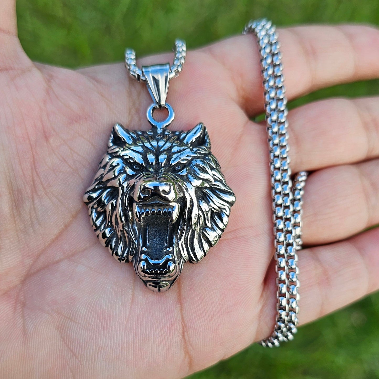 Vowryn Untamed Fenrir Necklace