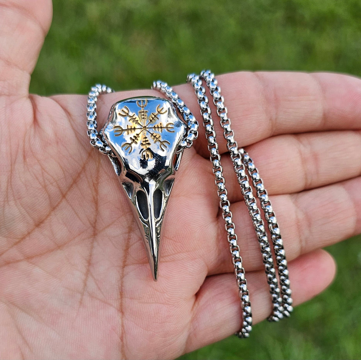 Vowryn Darkseer Raven Skull Necklace