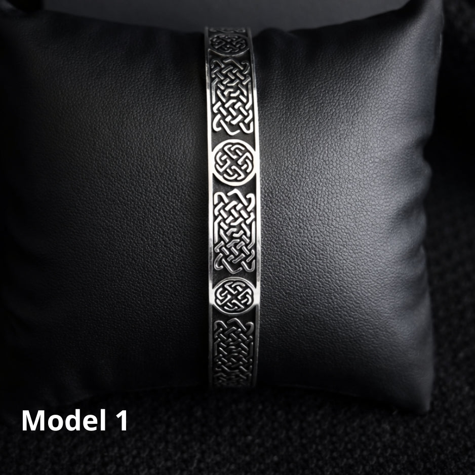 Vowryn Infinity Knot Titanium Cuff