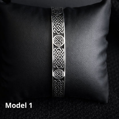 Vowryn Infinity Knot Titanium Cuff