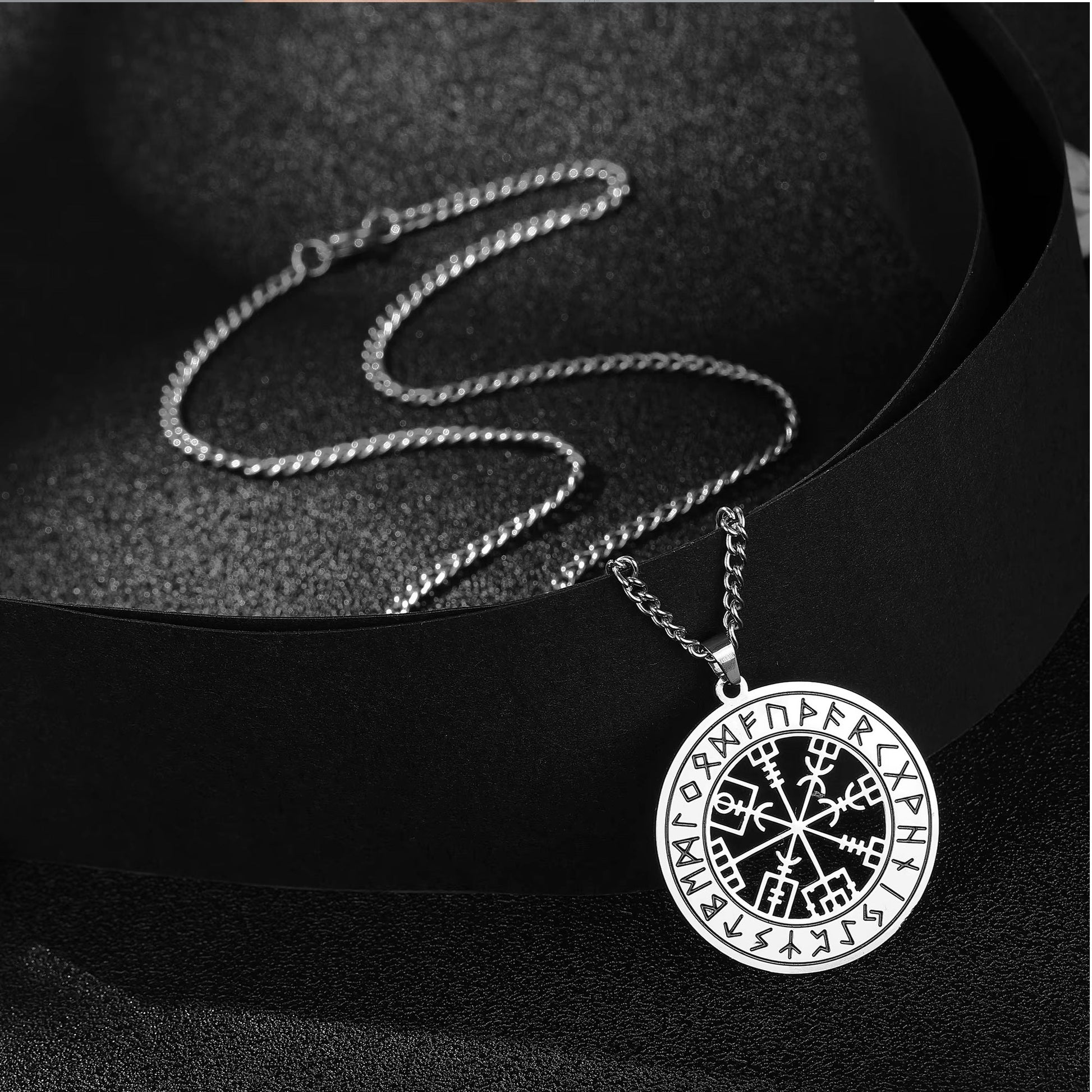 Vowryn Northmark Vegvisir Necklace