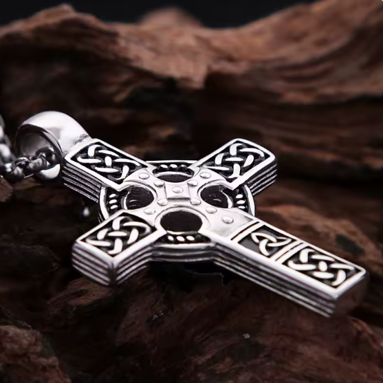 Vowryn Faithbound Celtic Cross Necklace