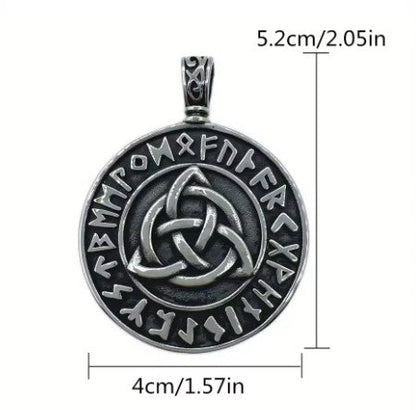 Vowryn Grand Rune Triquetra Medallion