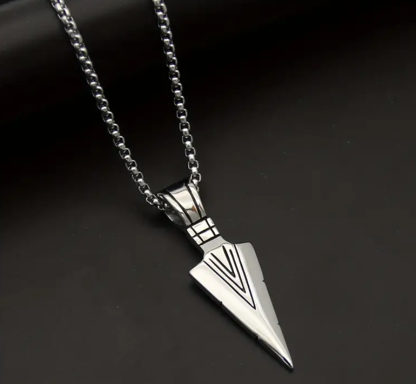 Vowryn Truepath Arrowhead Necklace