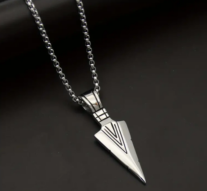 Vowryn Truepath Arrowhead Necklace