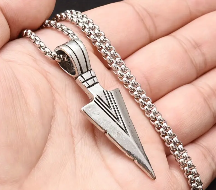 Vowryn Truepath Arrowhead Necklace