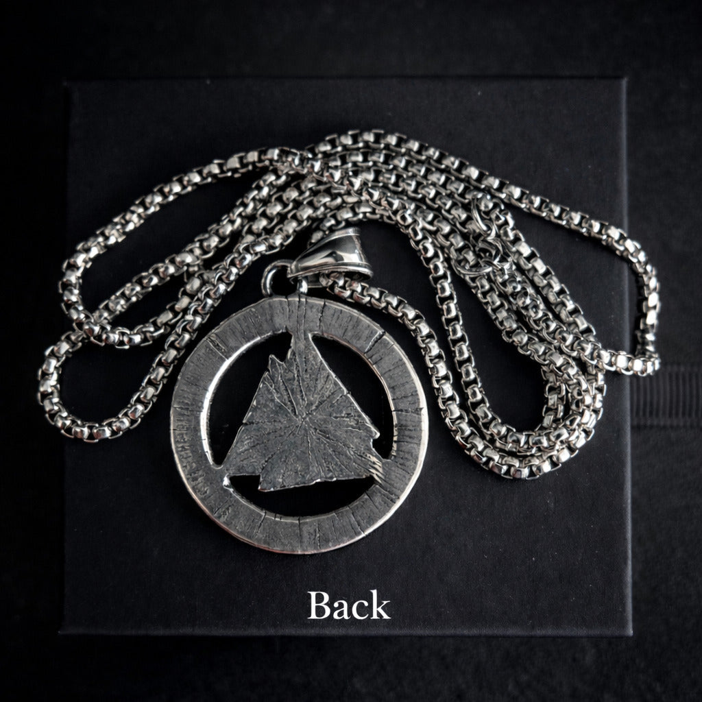 Vowryn Threefold Valknut Necklace