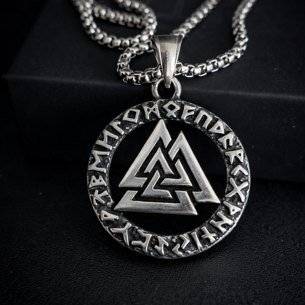 Vowryn Threefold Valknut Necklace