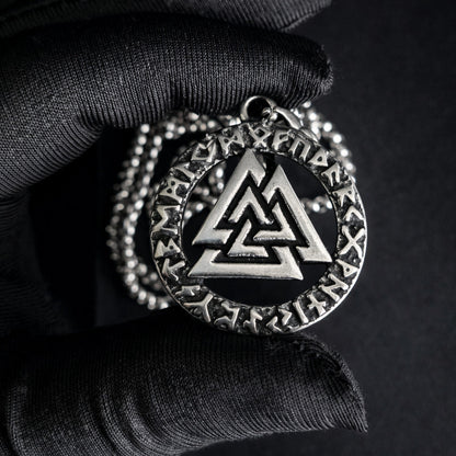 Vowryn Threefold Valknut Necklace