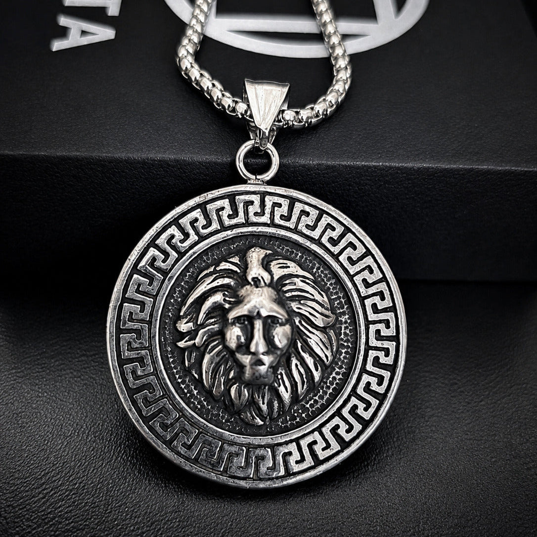 Vowryn Sovereign Lion Necklace
