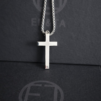 Vowryn Essential Cross Necklace