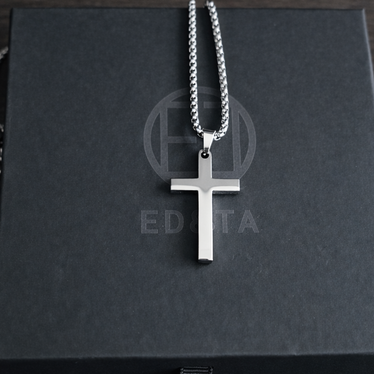 Vowryn Essential Cross Necklace