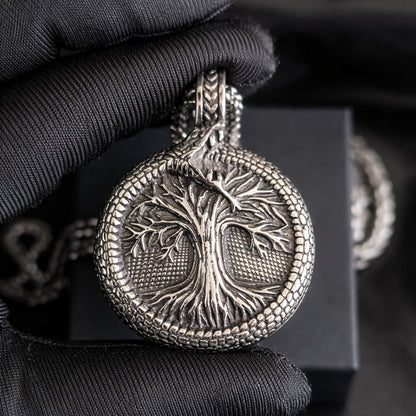 Vowryn Worldtree Helm of Awe Necklace