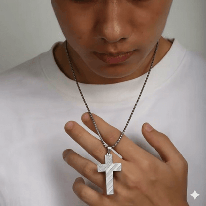 Vowryn Patriot Faith Cross Necklace