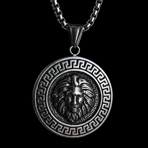 Vowryn Sovereign Lion Necklace