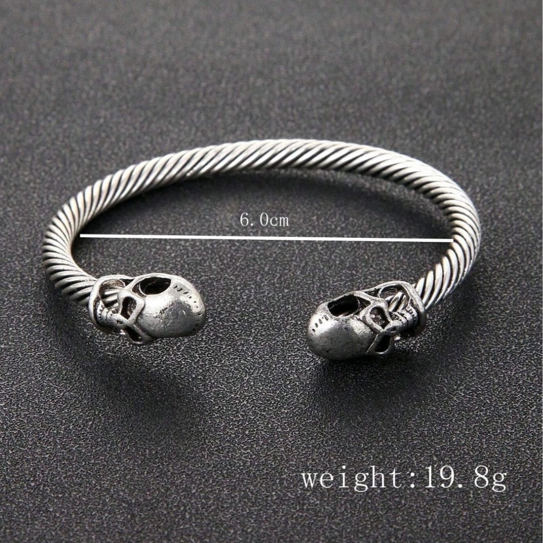 Vowryn Mortalis Skull Cuff