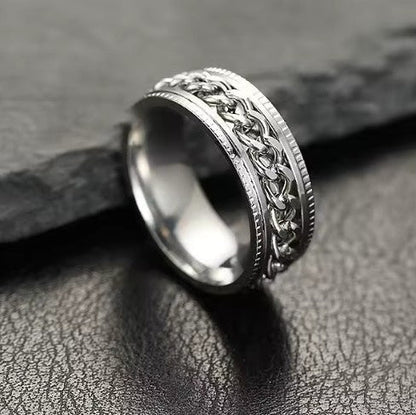 Vowryn Linkspin Cuban Ring