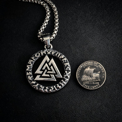Vowryn Threefold Valknut Necklace