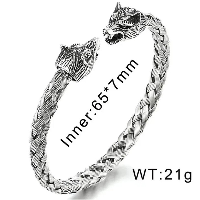 Vowryn Wolfcrest Steel Bracelet