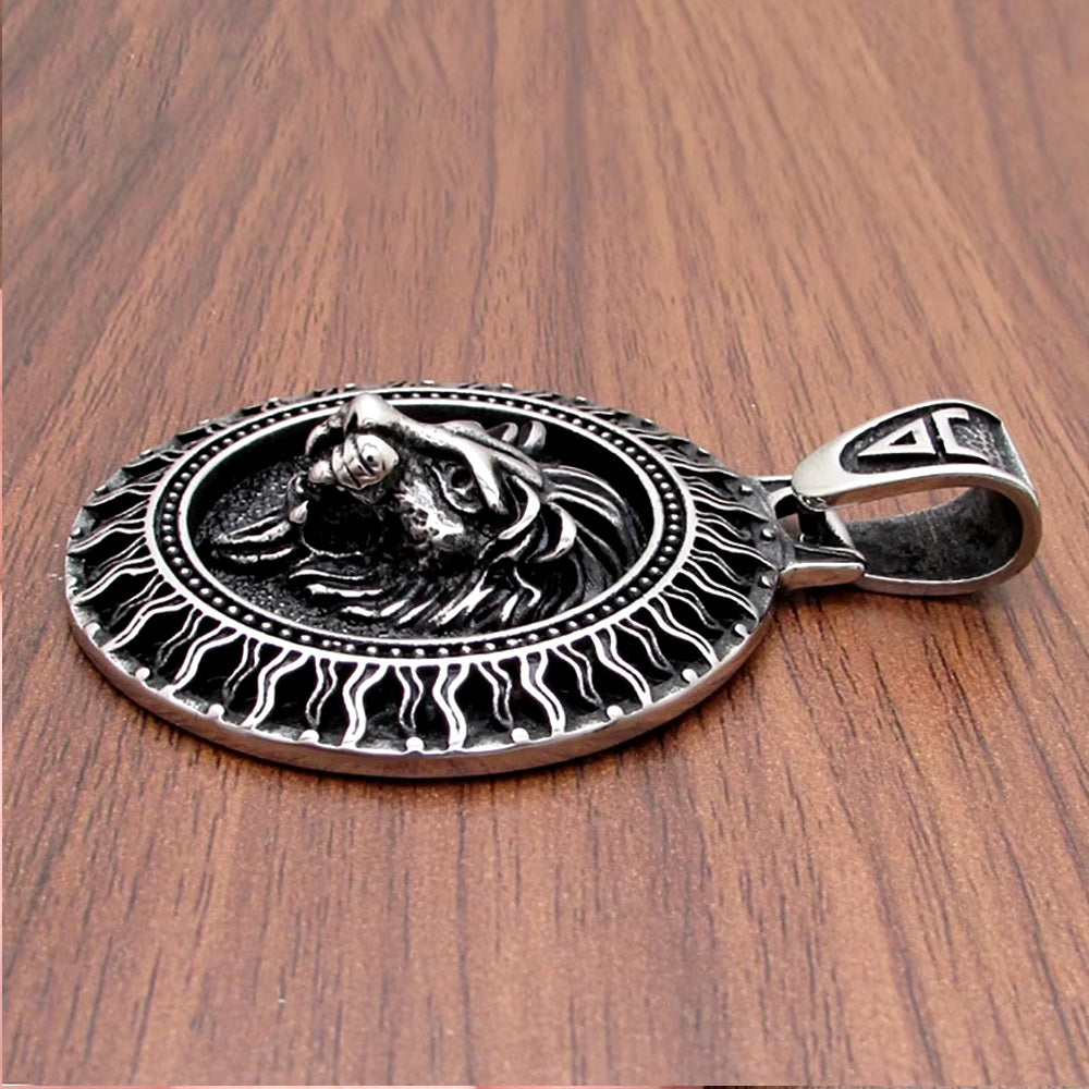 Vowryn Solmane Lion Medallion