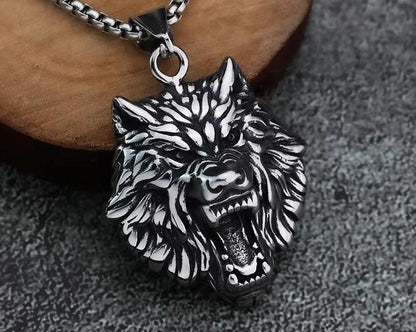 Vowryn Untamed Fenrir Necklace