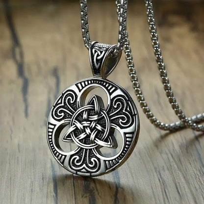 Vowryn Everknot Trinity Necklace