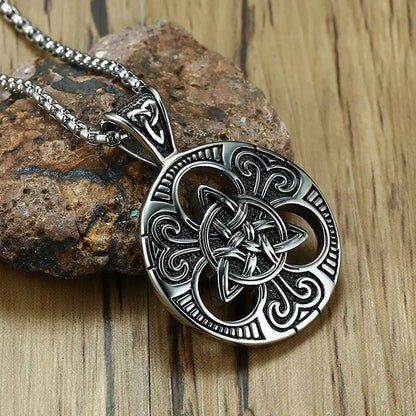 Vowryn Everknot Trinity Necklace