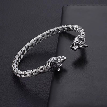 Vowryn Wolfcrest Steel Bracelet
