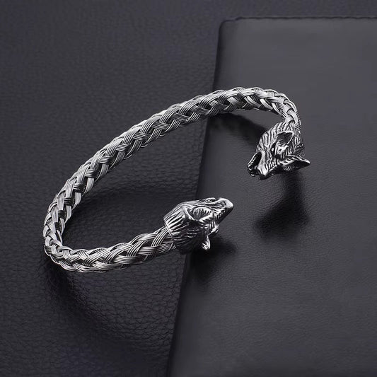 Vowryn Wolfcrest Steel Bracelet