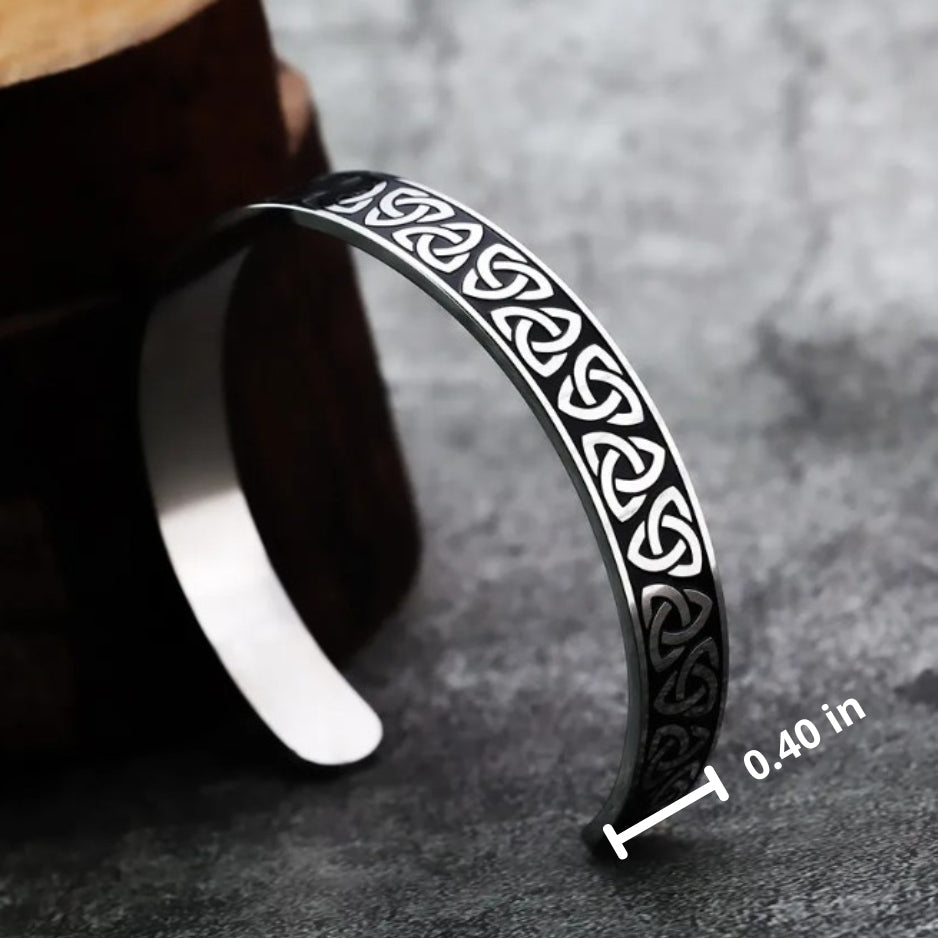 Vowryn Infinity Knot Titanium Cuff