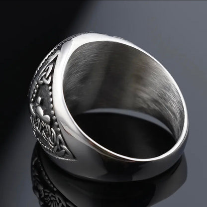 Vowryn Aegis Helm of Awe Ring