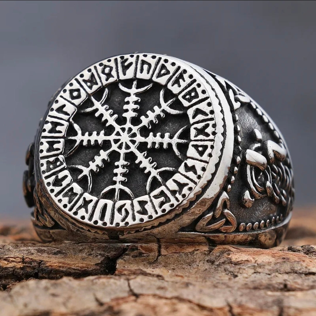 Vowryn Aegis Helm of Awe Ring